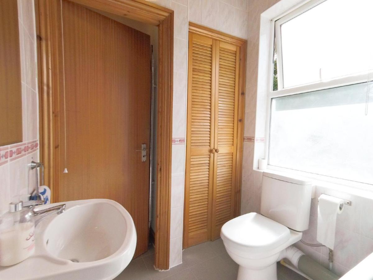 شقة Carnation Flat A In Wembley لندن المظهر الخارجي الصورة