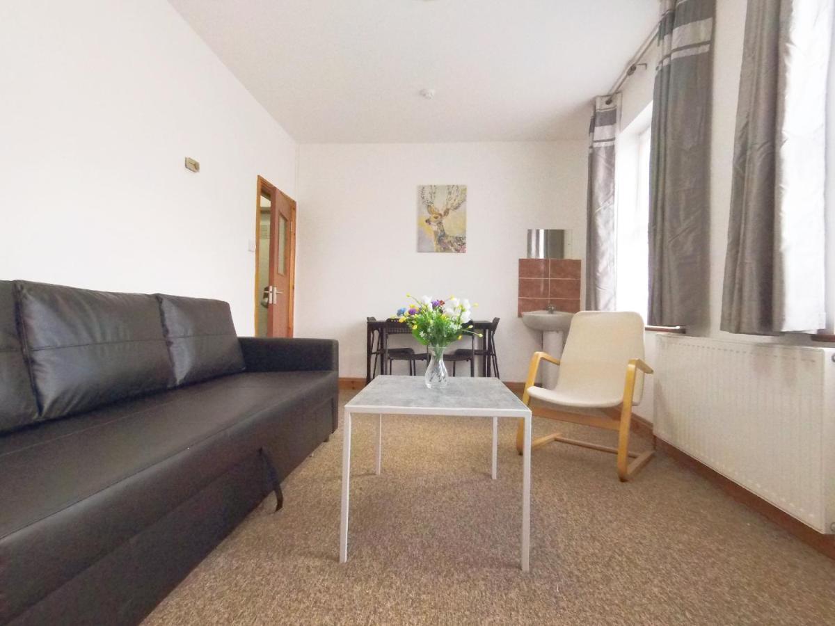 شقة Carnation Flat A In Wembley لندن المظهر الخارجي الصورة